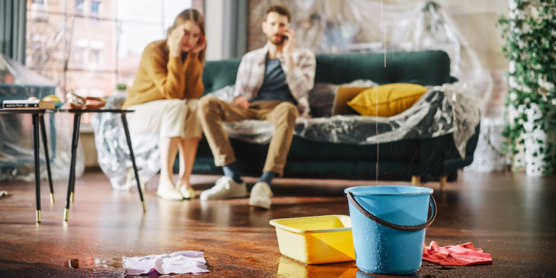 Living in a world of leaks and drips can be a bit unnerving. Between the overflowing sinks and the occasional pipe hiccup, water damage myths become commonplace. But how do you separate fact from fiction? After all, knowledge is power, especially when it comes to protecting your beloved home.